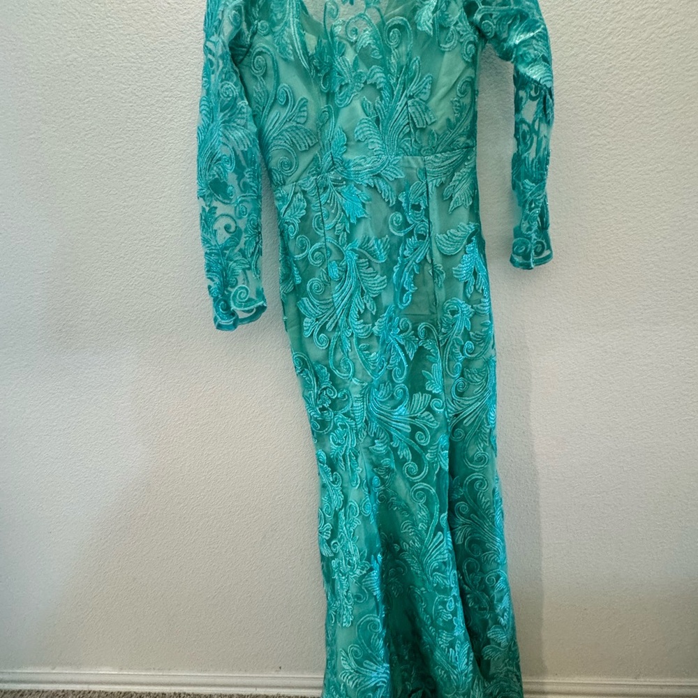 Elegant Teal Lace Dress